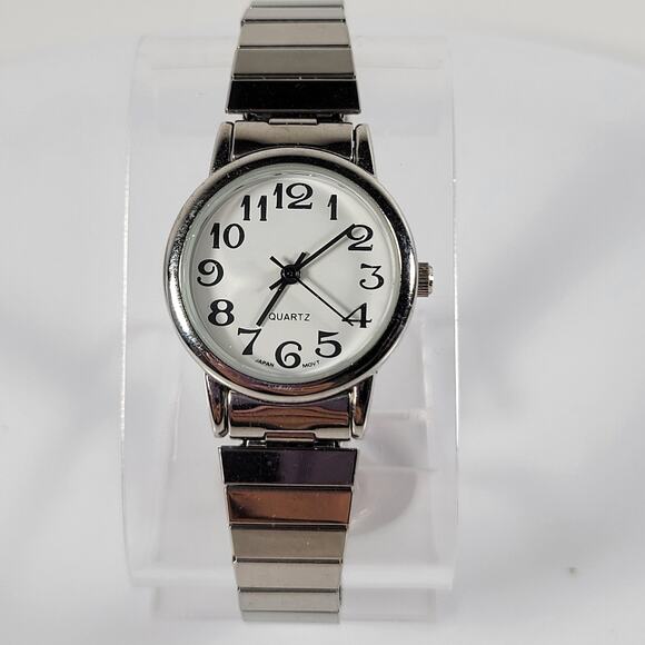 Women’s Stretch Band Watch Large Numbers Silver Tone Quartz - Picture 1 of 11